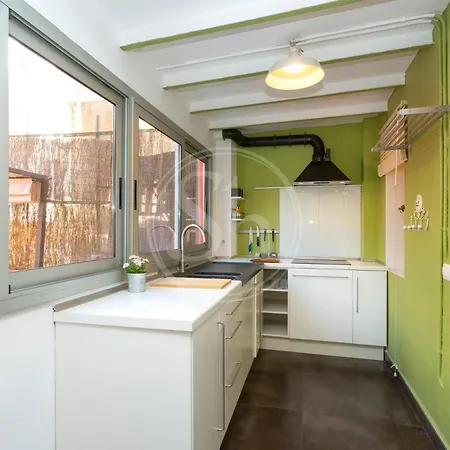 Apartment With Terrace In Gracia *